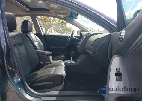 2010 Nissan Altima Hybrid from USA, damaged, VIN 1N4CL2AP1AC114977